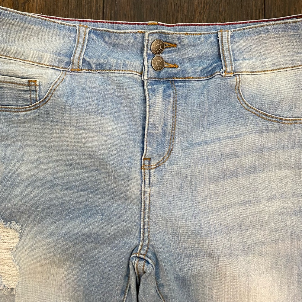 Cello Jeans - Picture 2 of 5